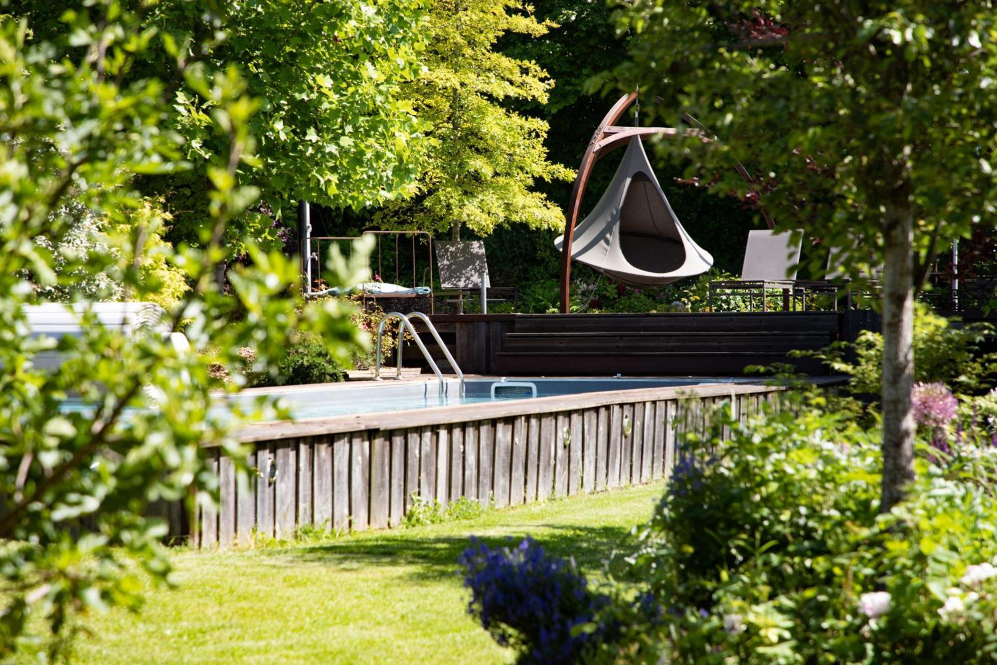 L'Ecole Des Garcons Bed & Breakfast Maigne Exterior photo