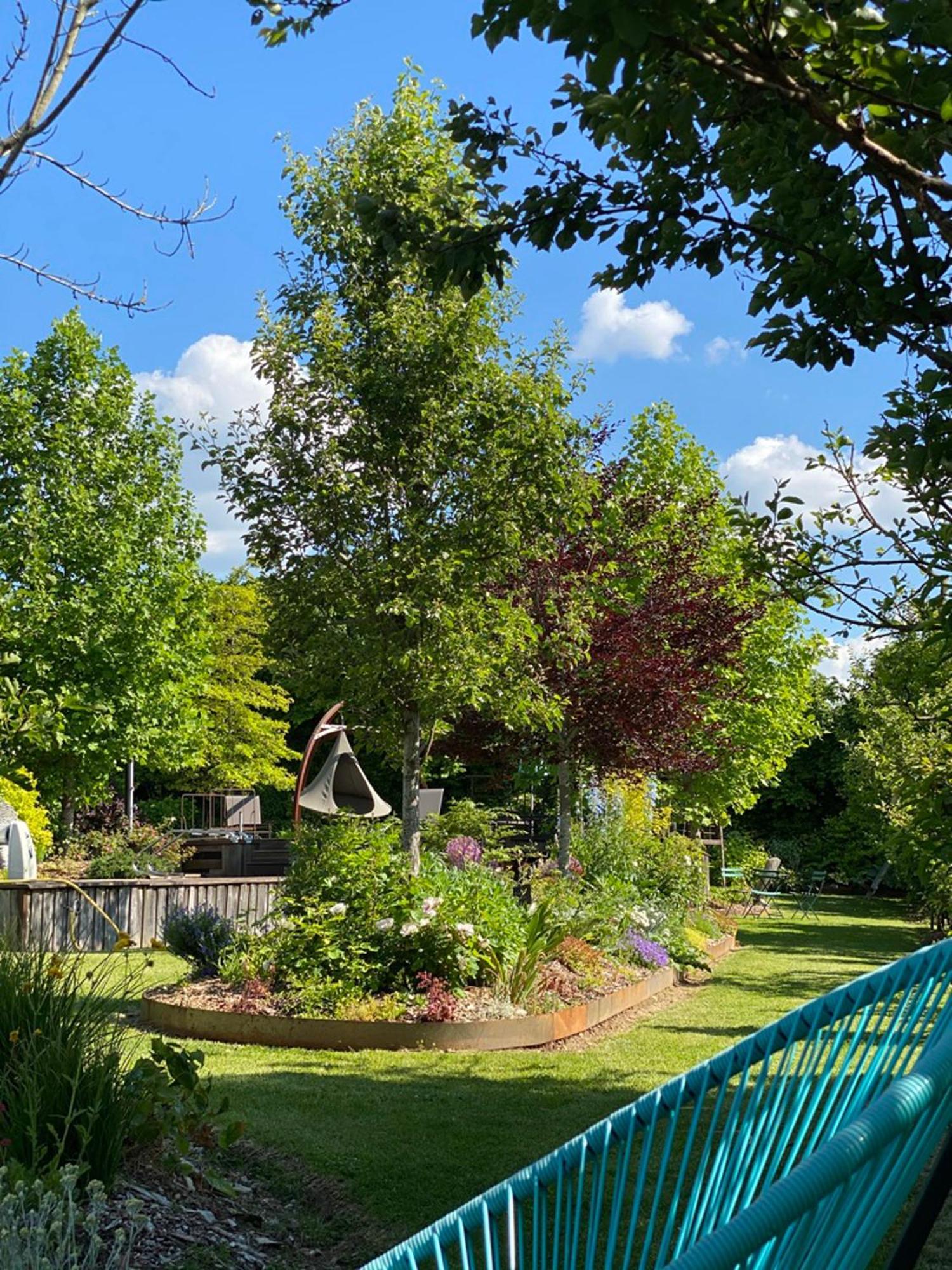 L'Ecole Des Garcons Bed & Breakfast Maigne Exterior photo